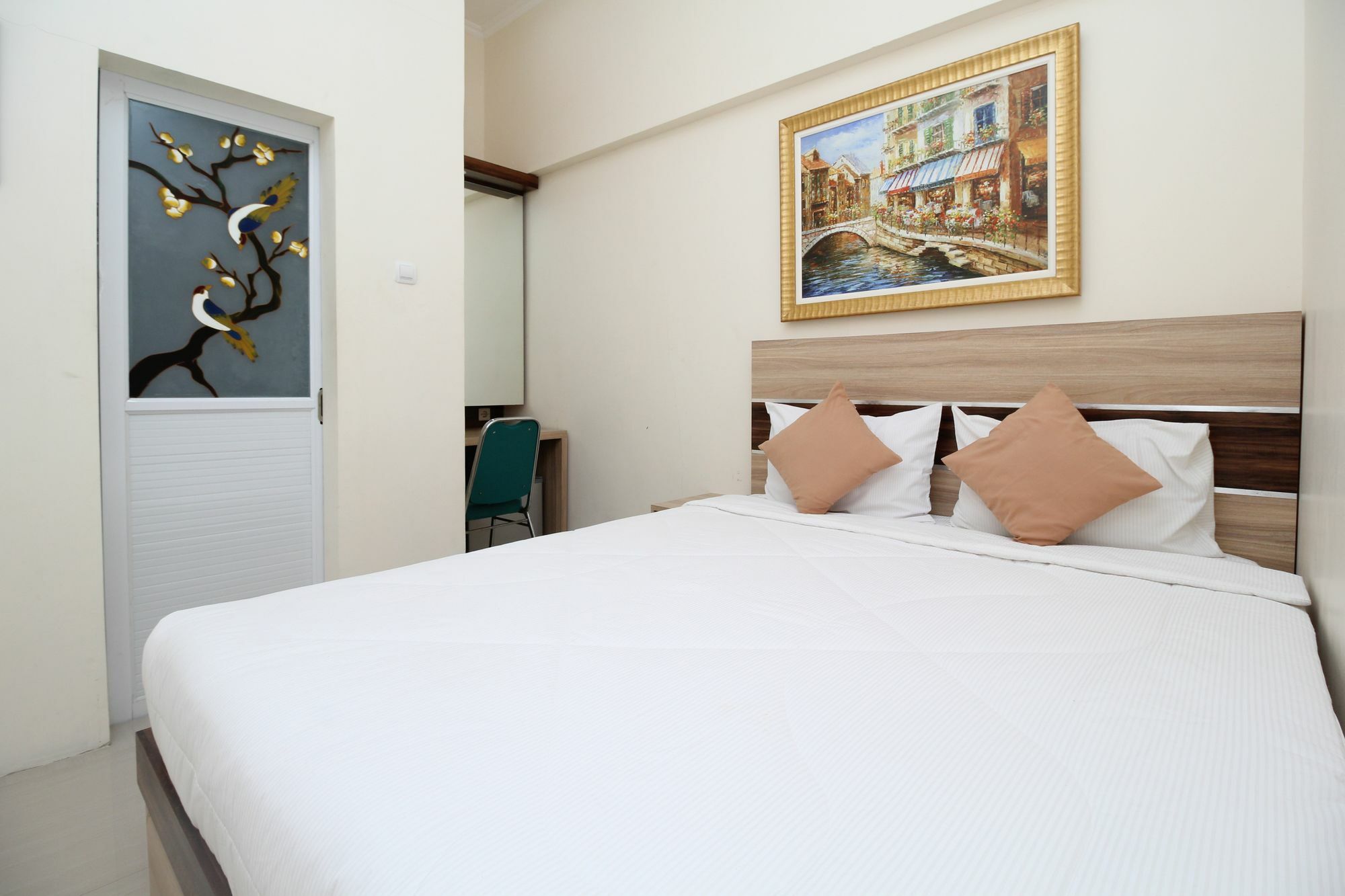Myzone Homtel Hotel Semarang Exterior foto
