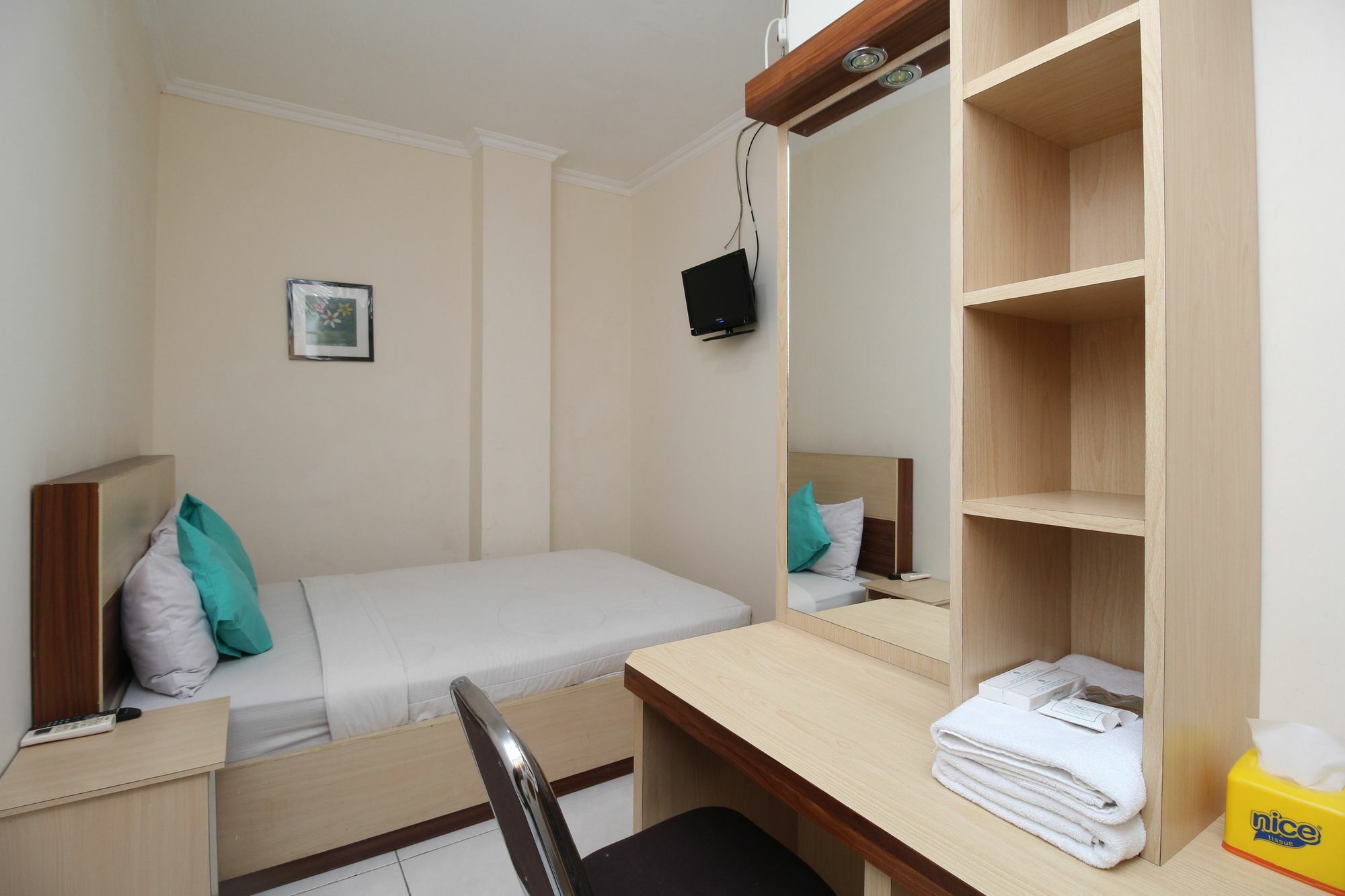 Myzone Homtel Hotel Semarang Exterior foto